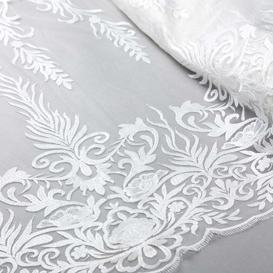 Brudspetstyg - Brud Bröllop Tyg  Spets Tyll Rome Barockmönster Vita Slingor Damask Vit 18