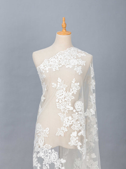 Brudspetstyg - Brud Bröllop Tyg Spets Tyll Elise Dekorativa Mönster Blommor och Blad Blommigt Benvit 19