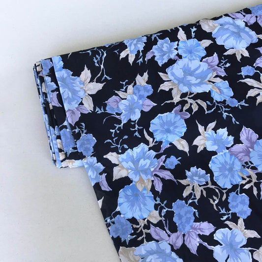 Mönstrade Modetyger - Mode Tyg Chiffong Blommigt Marinblå Blå Ljusblå Beige Ljuslila 19