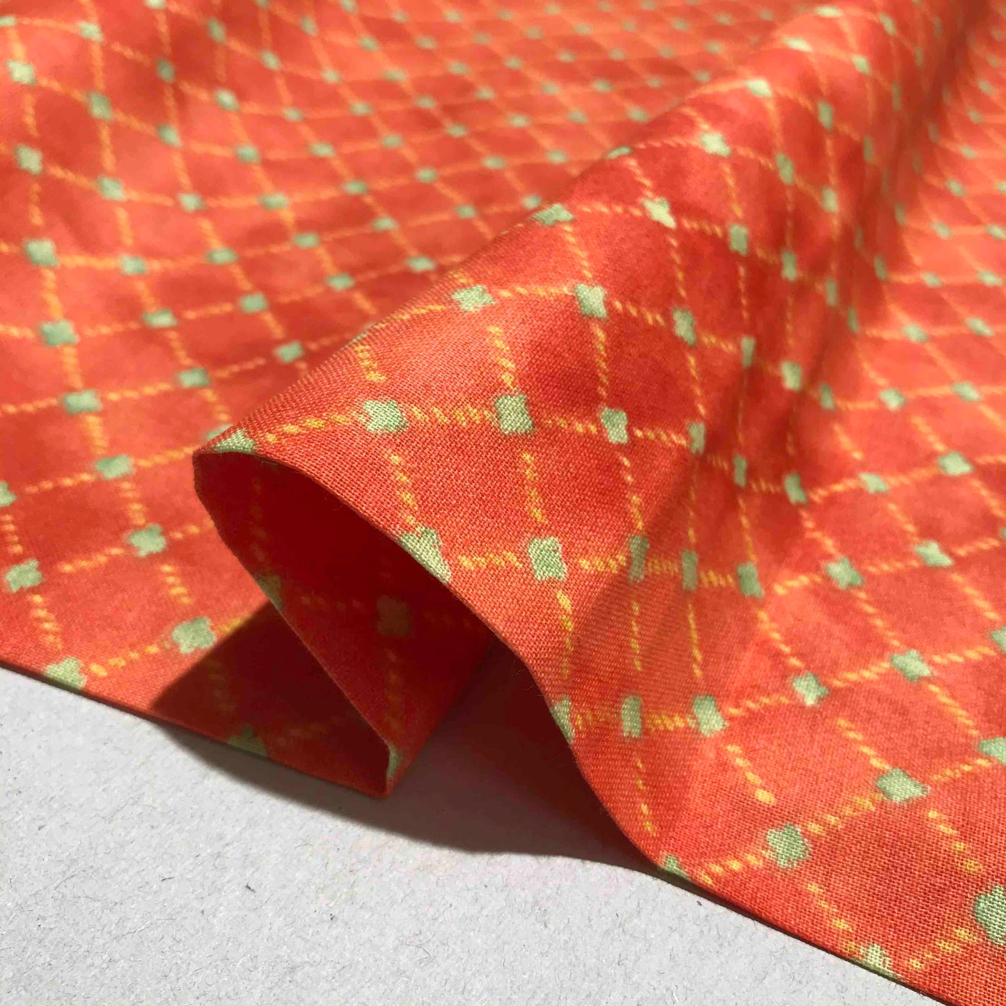 Mönstrat Bomullstyg - Styv Orange Diamant 101