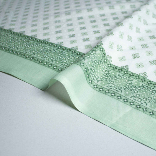 Mönstrade Modetyger - Crepe Mode Tyg Grön Benvit Prickigt 142