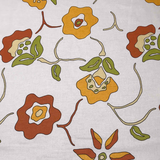 Mönstrat Bomullstyg - Vit Orange Gul Grön Blommor 9