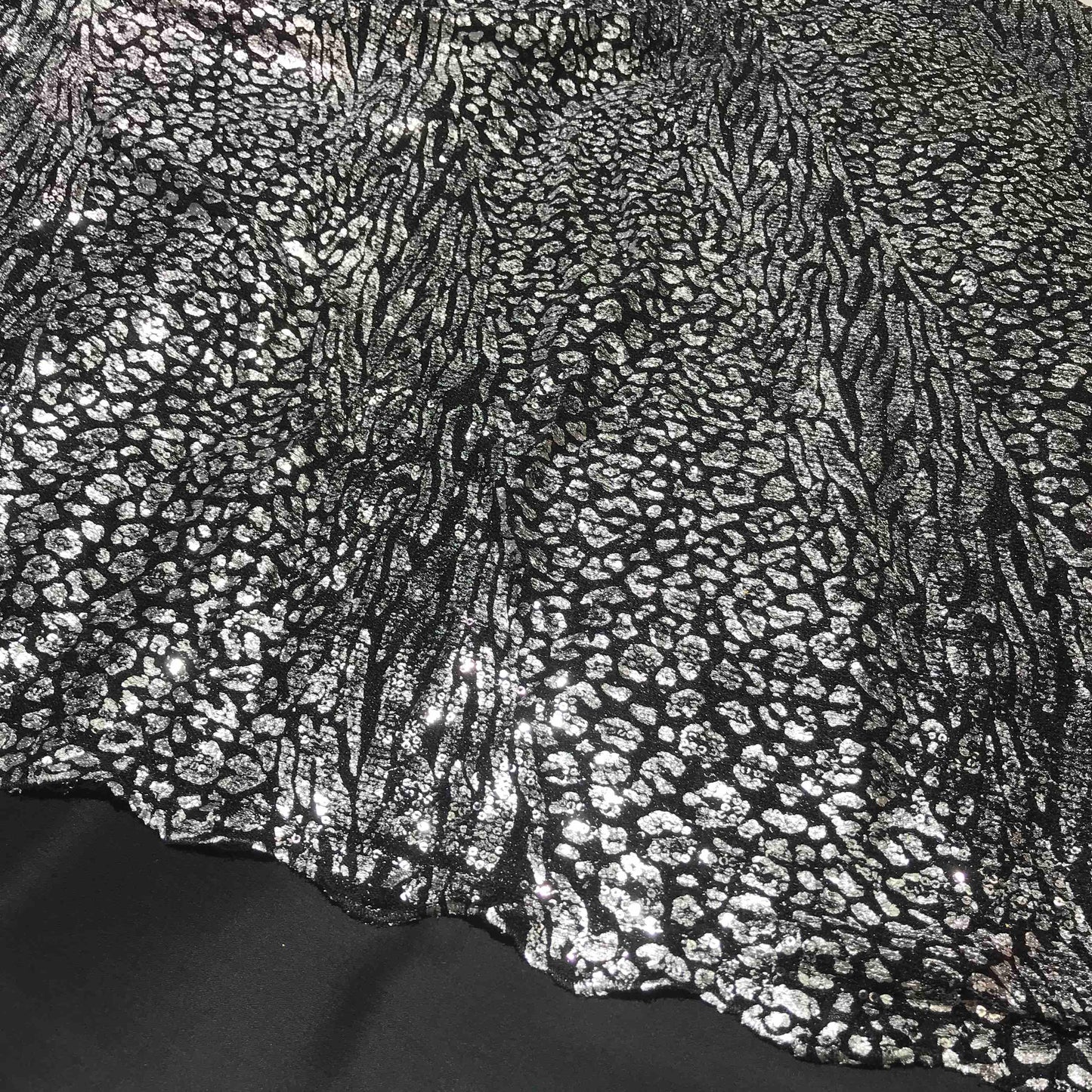 Mönstrat Paljettyg - Leopard Svart Silver 24