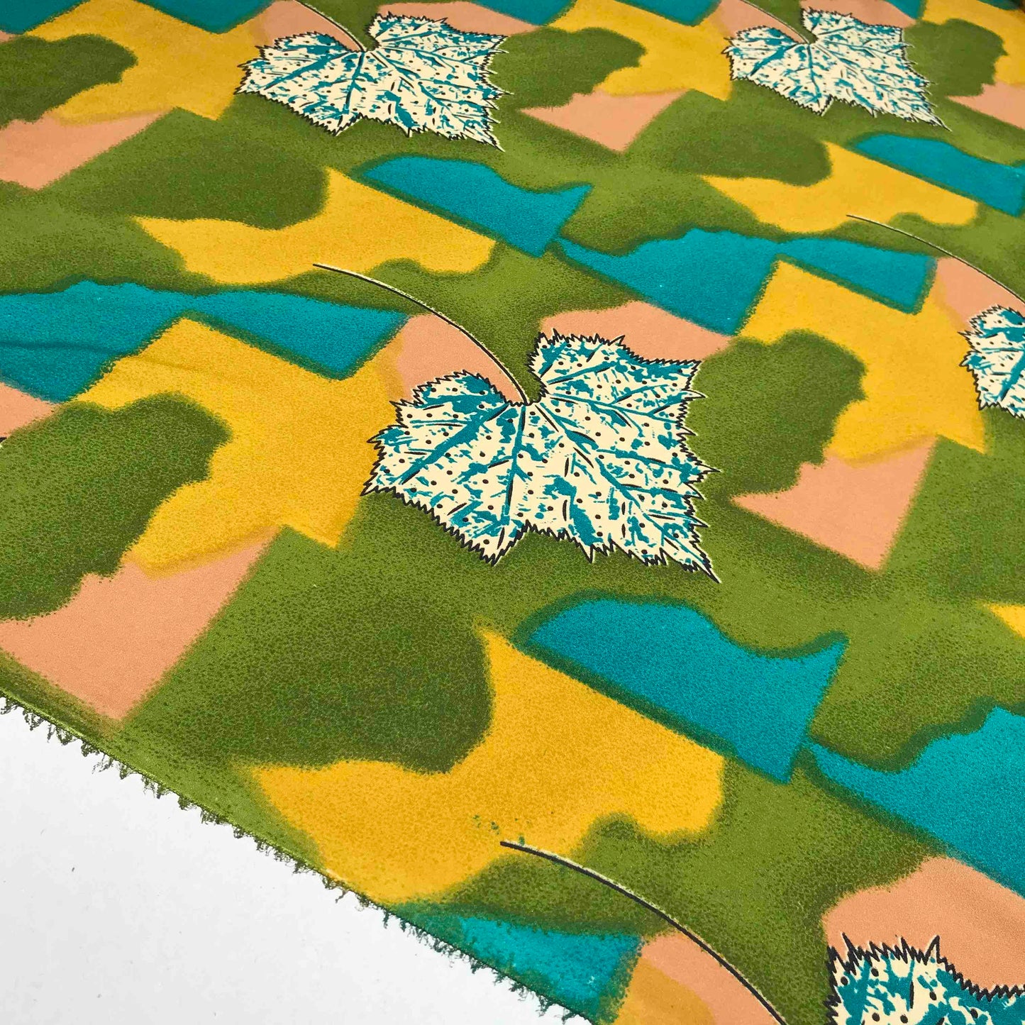 Mönstrade Modetyger - Crepe Tyg Gul Grön Blå Blad 40