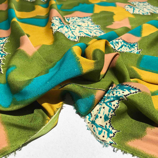 Mönstrade Modetyger - Crepe Tyg Gul Grön Blå Blad 40