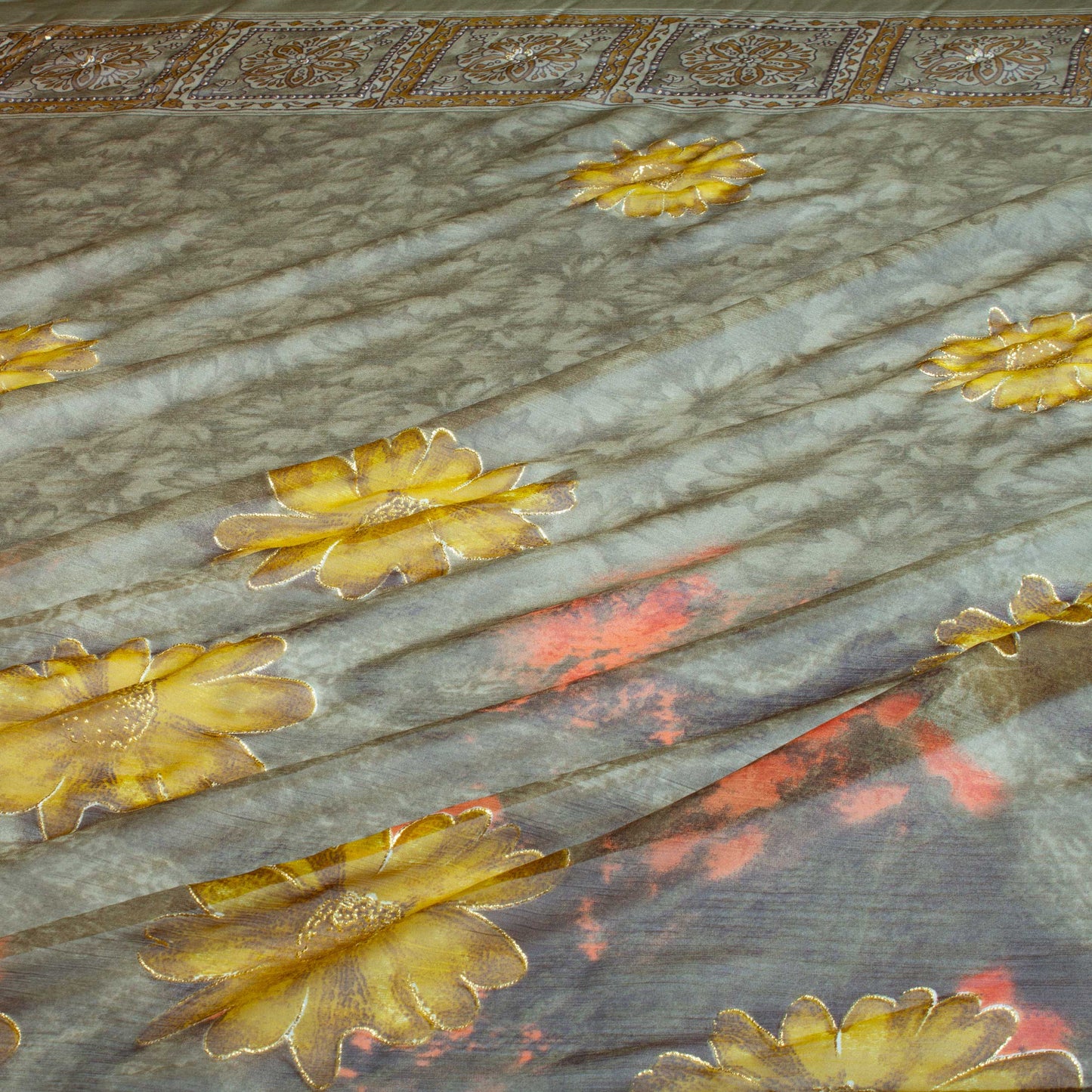 Mönstrade Chiffongtyger - Chiffong Guld Skimmer Grön Brun Orange Blommigt Grön Border 98