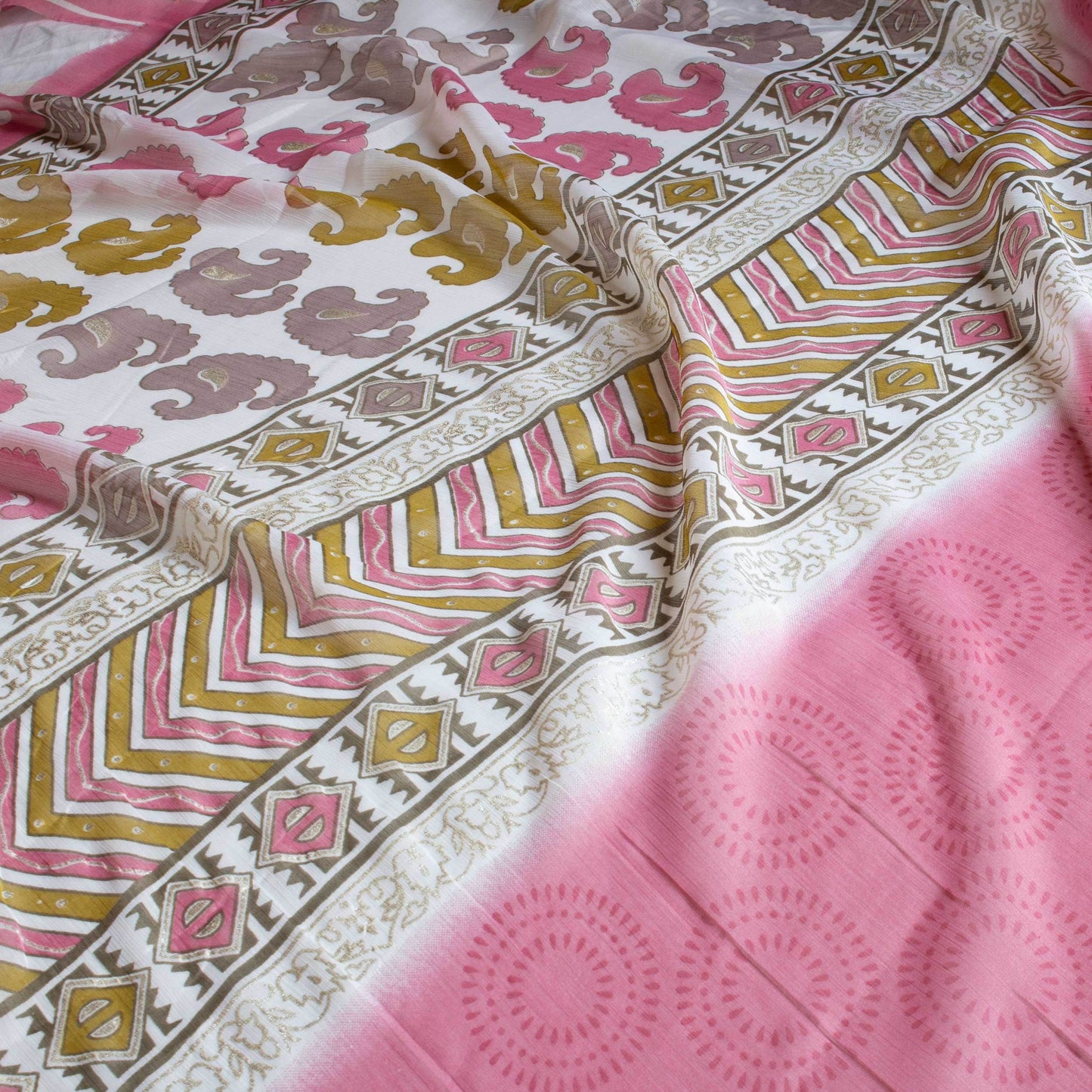 Mönstrade Chiffongtyger - Chiffong Silver Skimmer Rosa Grön Grå Benvit Paisley Rapport 109