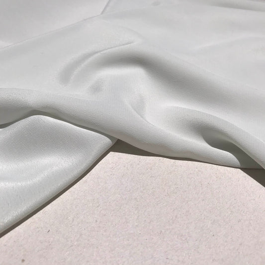 Crepetyg - Crepe Tyg Mjuk Ljusgrön Grå 1