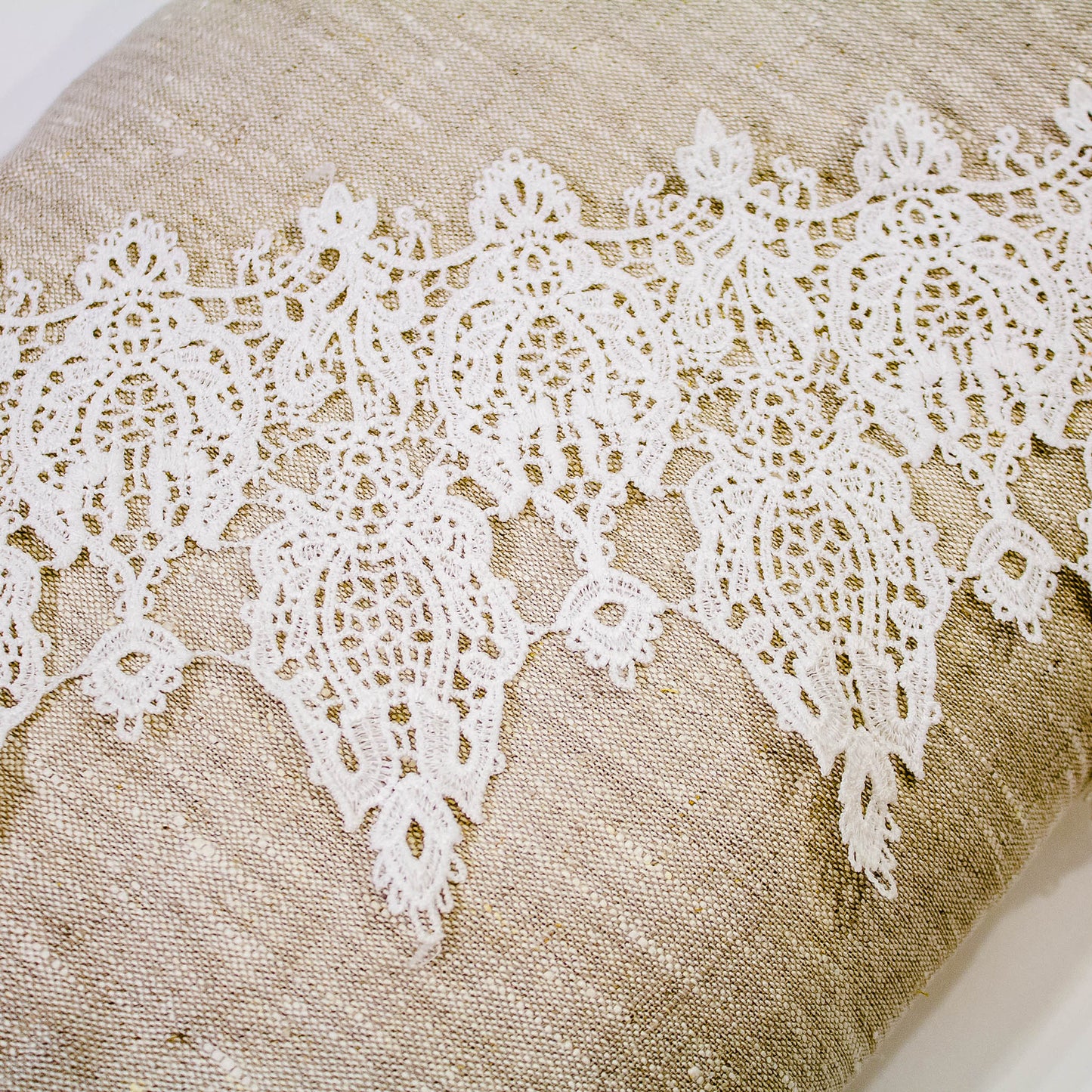 Broderade Spetsband - Tygband Band Knypplad Spets Vit Droppformad 2