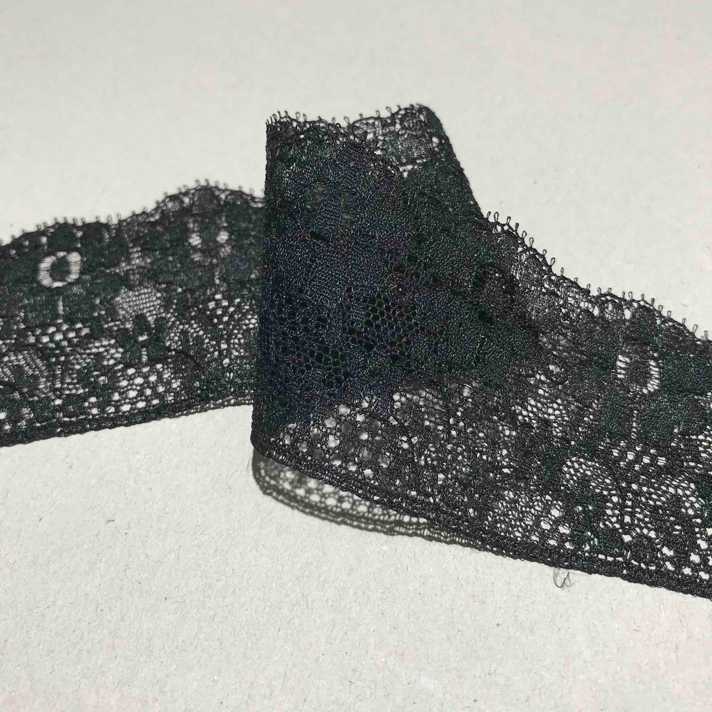 Spetsband - Tygband Band Chantilly Spets Svart Blommor 4,5cm 59