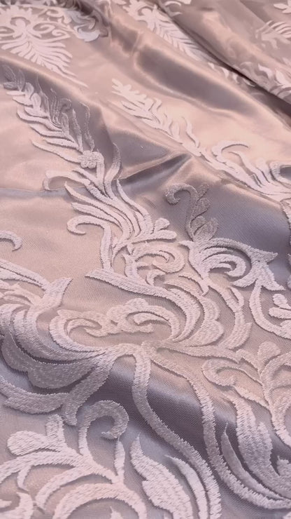 Brudspetstyg - Brud Bröllop Tyg  Spets Tyll Rome Barockmönster Vita Slingor Damask Vit 18